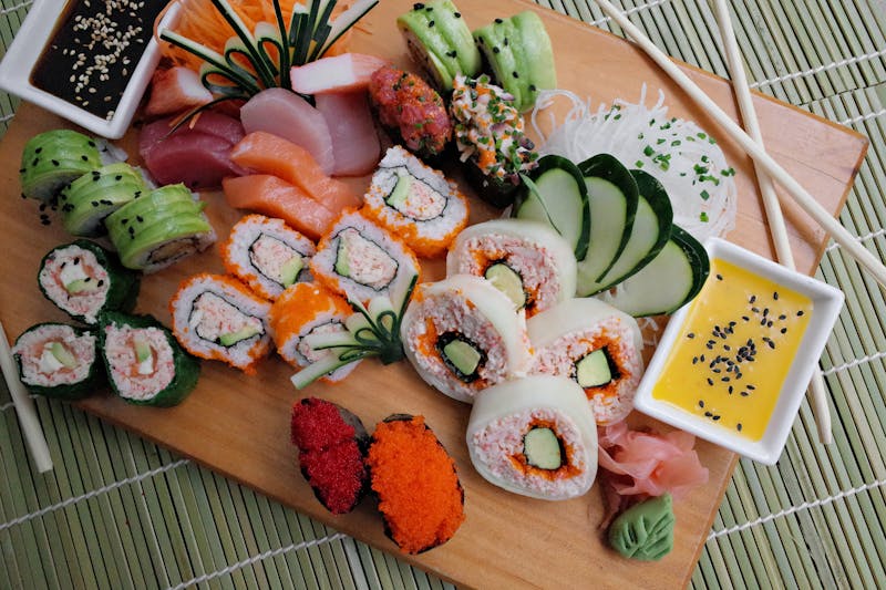 Gemengde sashimi schotel